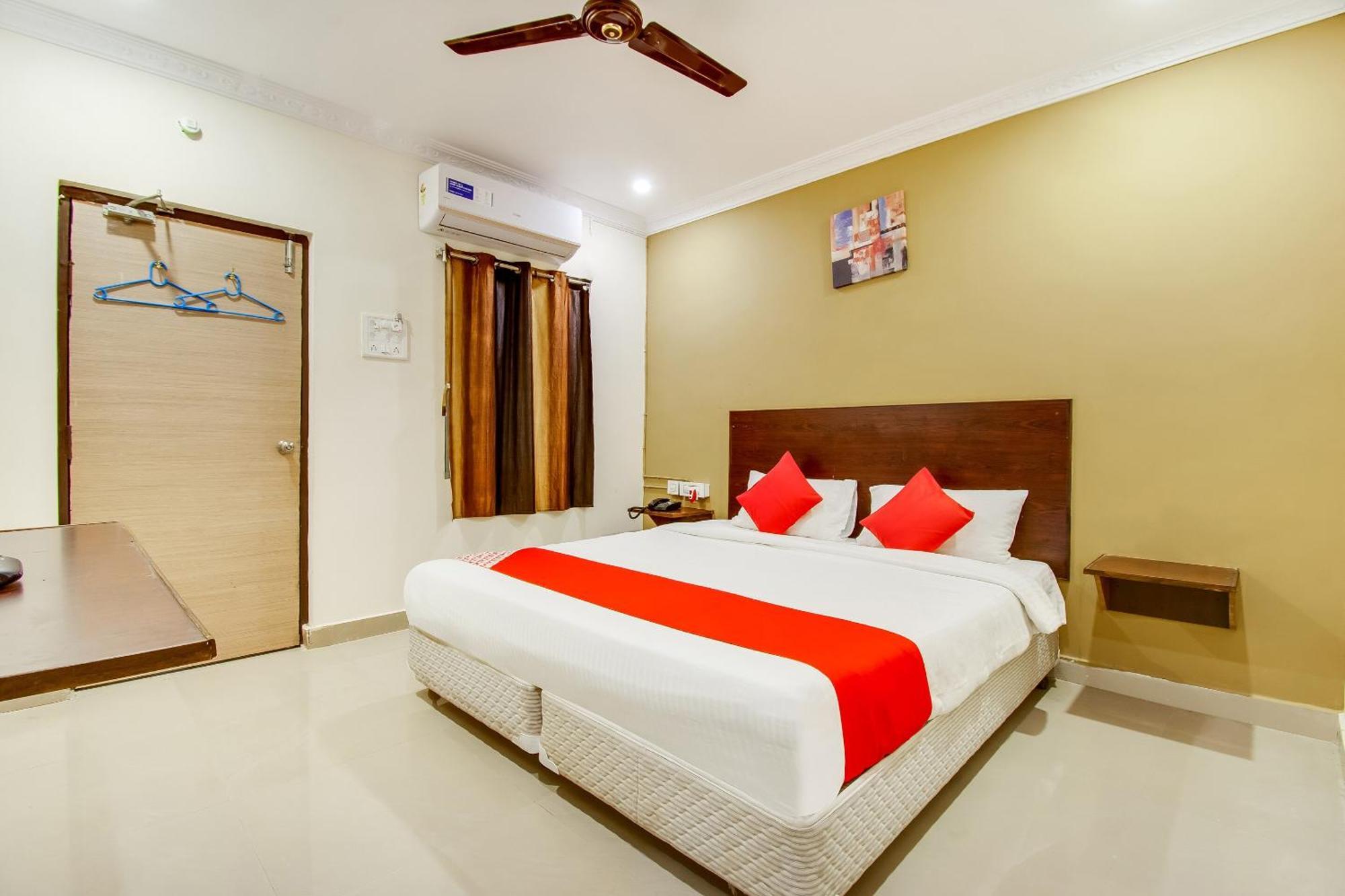 Hotel Oyo Akshaya Nest Vijayawāda Exterior foto