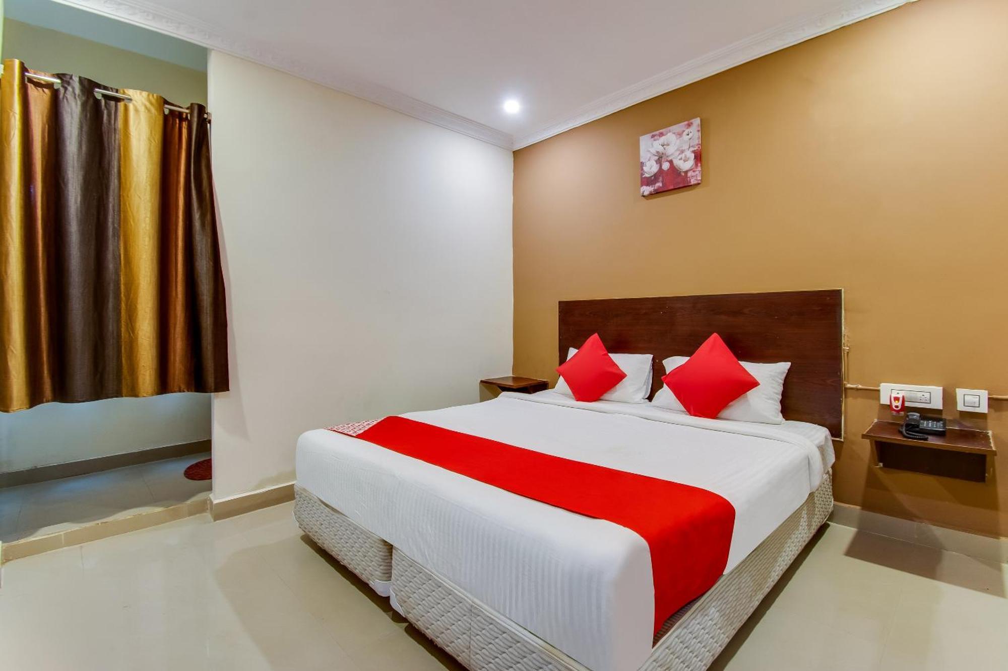Hotel Oyo Akshaya Nest Vijayawāda Exterior foto